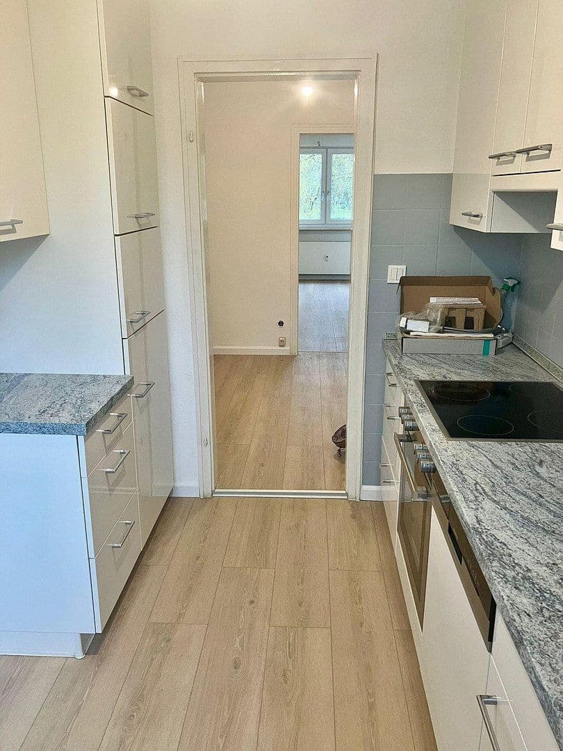 Pronájem bytu 3+1 78 m², Ostpreußenstraße 4, Würzburg, Bavorsko Pronájem bytu 3+1 78 m², Ostpreußenstraße 4, Würzburg, Bavorsko