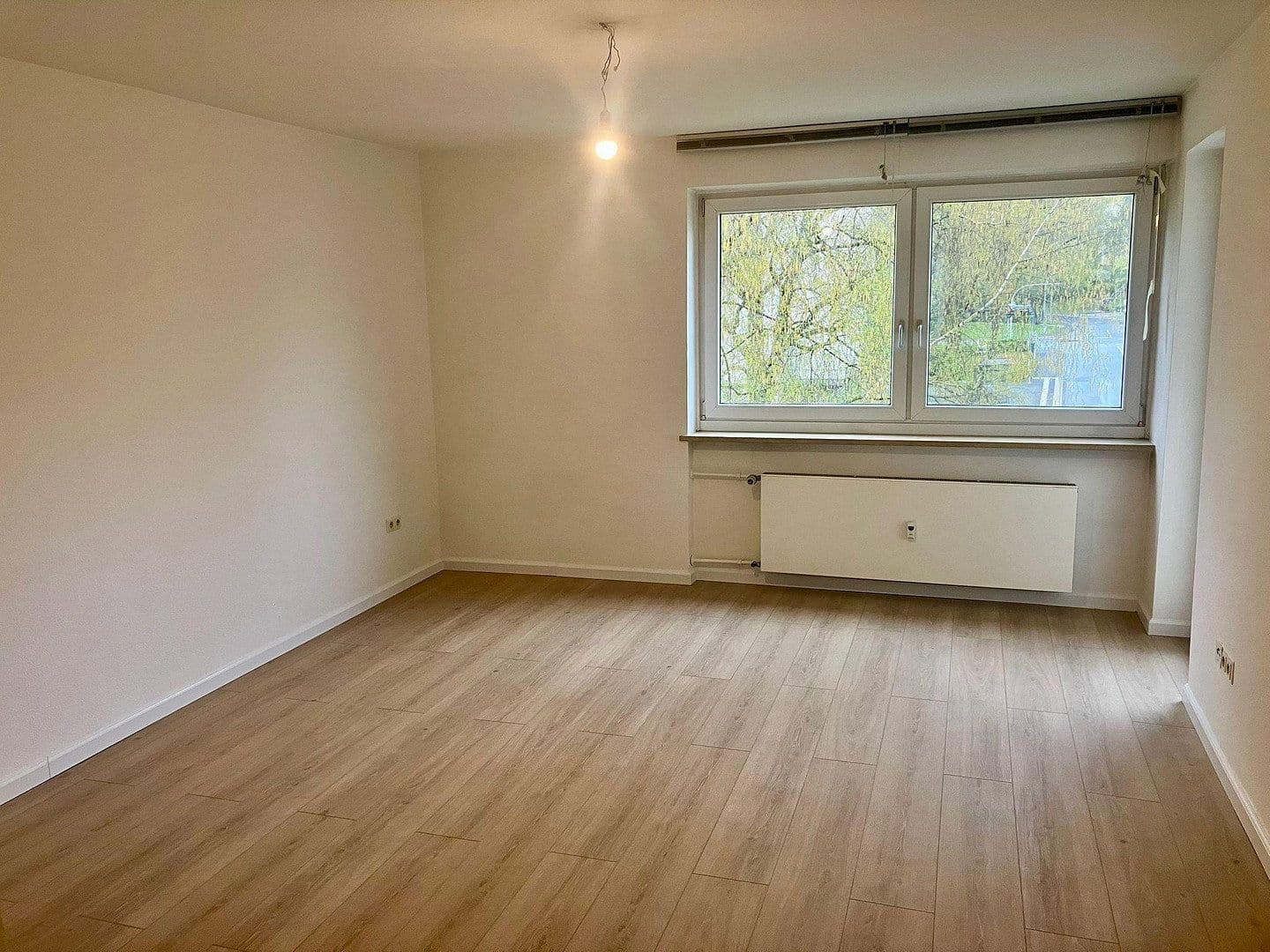 Pronájem bytu 3+1 78 m², Ostpreußenstraße 4, Würzburg, Bavorsko Pronájem bytu 3+1 78 m², Ostpreußenstraße 4, Würzburg, Bavorsko