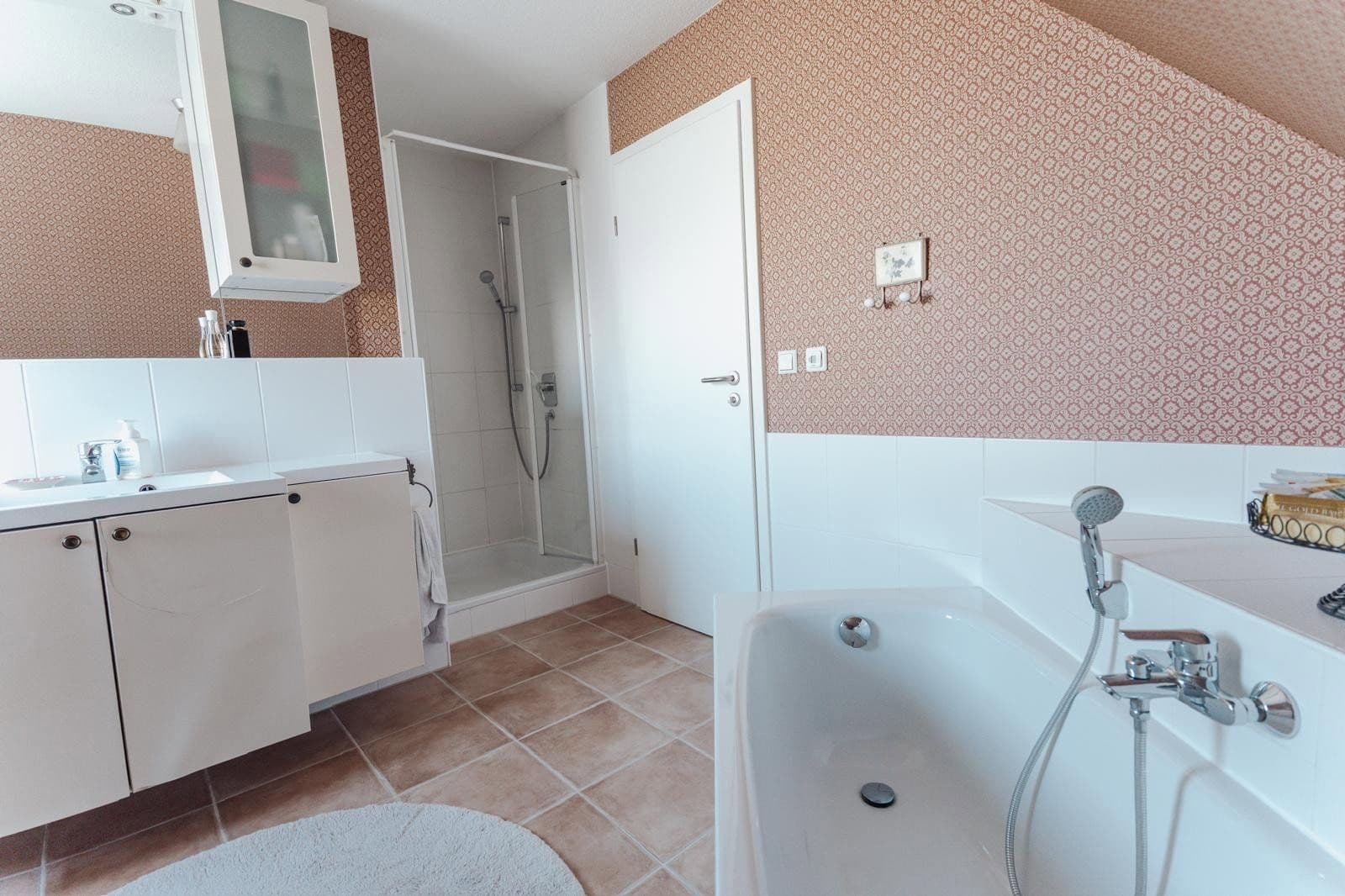 Prodej domu 224 m², pozemek 618 m², Schwäbisch Hall, Bádensko-Württembersko Prodej domu 224 m², pozemek 618 m², Schwäbisch Hall, Bádensko-Württembersko