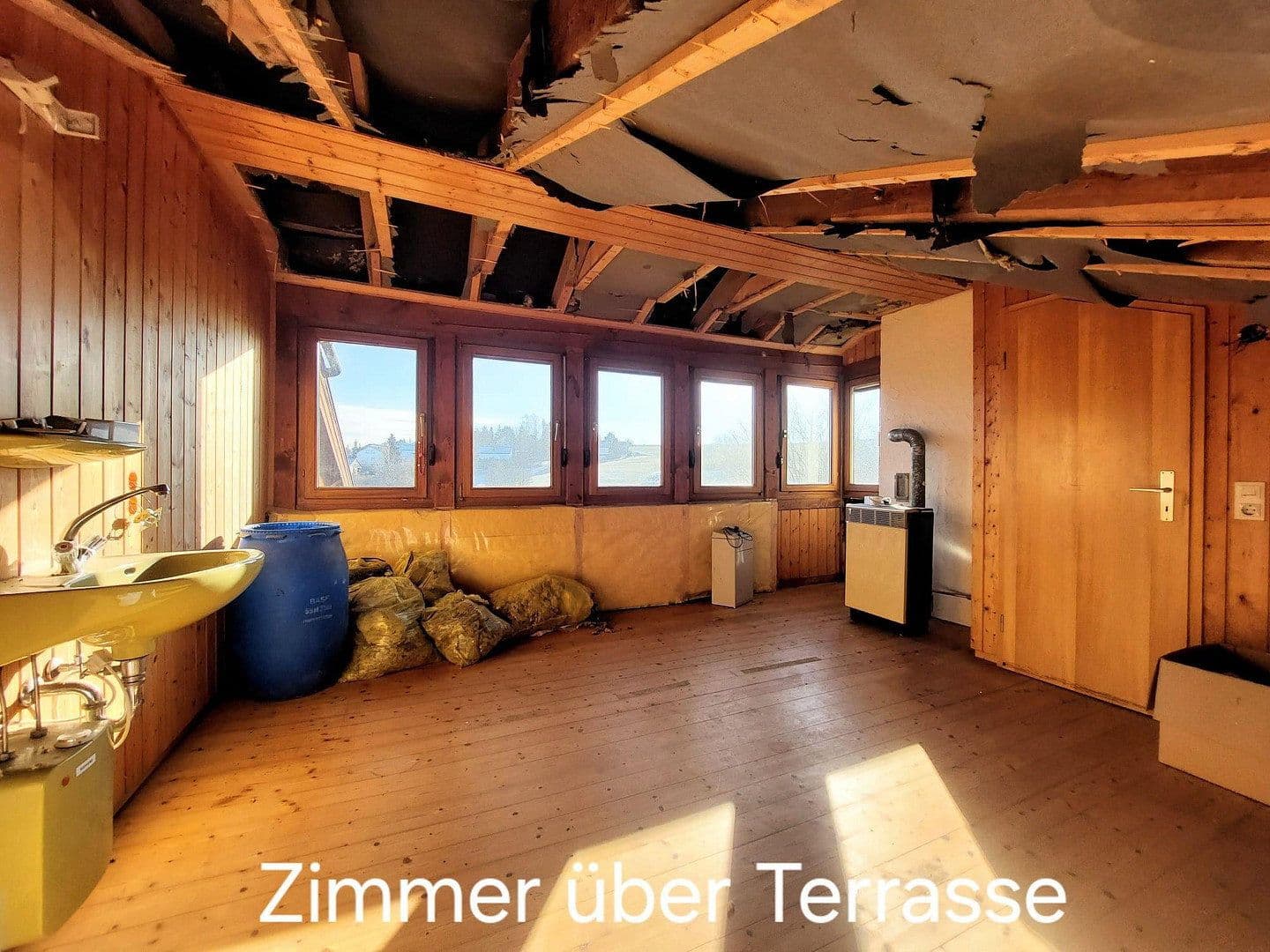 Prodej domu 192 m², pozemek 1.200 m², Am Hirtenbuckel 19, Bad Urach, Bádensko-Württembersko Prodej domu 192 m², pozemek 1.200 m², Am Hirtenbuckel 19, Bad Urach, Bádensko-Württembersko