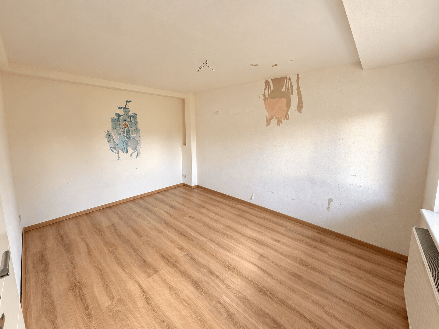 Prodej domu 192 m², pozemek 1.200 m², Am Hirtenbuckel 19, Bad Urach, Bádensko-Württembersko Prodej domu 192 m², pozemek 1.200 m², Am Hirtenbuckel 19, Bad Urach, Bádensko-Württembersko
