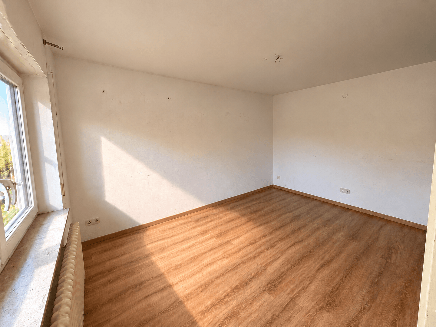 Prodej domu 192 m², pozemek 1.200 m², Am Hirtenbuckel 19, Bad Urach, Bádensko-Württembersko Prodej domu 192 m², pozemek 1.200 m², Am Hirtenbuckel 19, Bad Urach, Bádensko-Württembersko