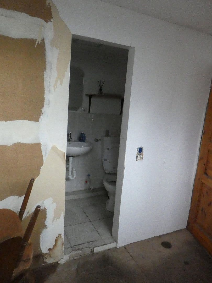 Pronájem nebytového prostoru 740 m², Edigheimerstr., 9a, Frankenthal, Porýní-Falc Pronájem nebytového prostoru 740 m², Edigheimerstr., 9a, Frankenthal, Porýní-Falc
