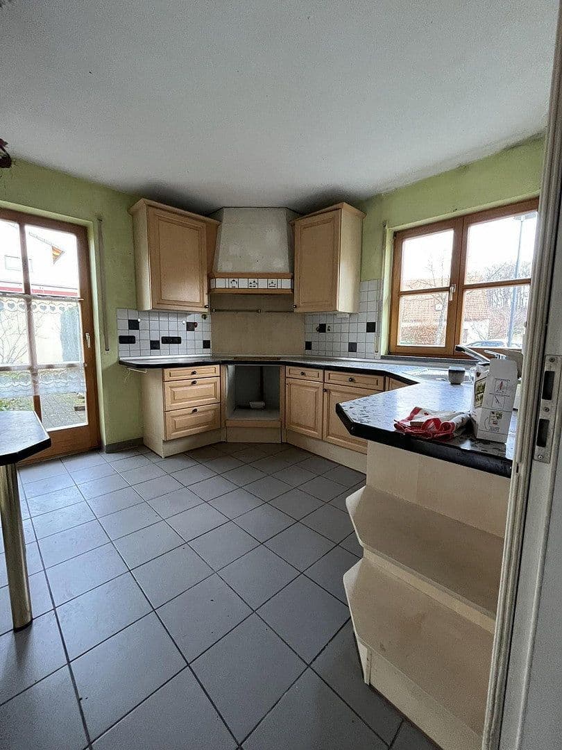 Prodej domu 126 m², pozemek 530 m², Stegaurach, Bavorsko Prodej domu 126 m², pozemek 530 m², Stegaurach, Bavorsko