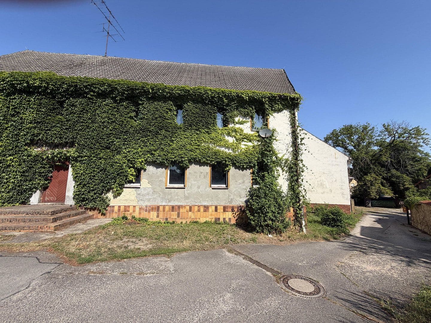 Prodej domu 1.000 m², pozemek 2.000 m², Hauptstraße 5, Lübbenau/Spreewald, Braniborsko Prodej domu 1.000 m², pozemek 2.000 m², Hauptstraße 5, Lübbenau/Spreewald, Braniborsko