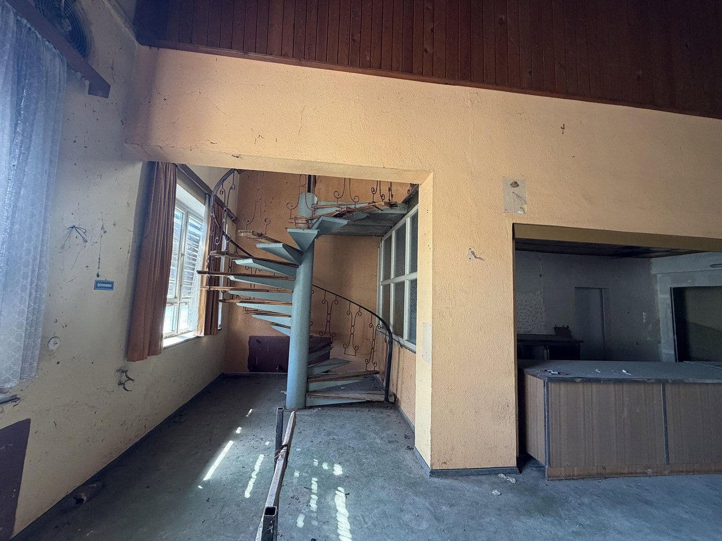 Prodej domu 1.000 m², pozemek 2.000 m², Hauptstraße 5, Lübbenau/Spreewald, Braniborsko Prodej domu 1.000 m², pozemek 2.000 m², Hauptstraße 5, Lübbenau/Spreewald, Braniborsko