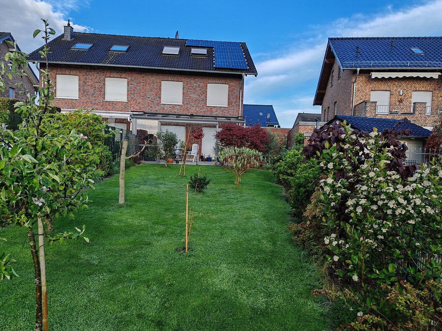 Prodej domu 157 m², pozemek 378 m², Geilenkirchen, Severní Porýní-Vestfálsko Prodej domu 157 m², pozemek 378 m², Geilenkirchen, Severní Porýní-Vestfálsko