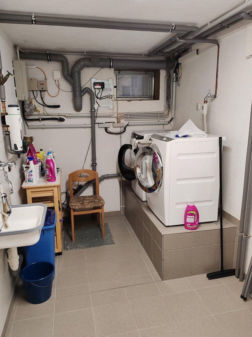 Prodej domu 157 m², pozemek 378 m², Geilenkirchen, Severní Porýní-Vestfálsko Prodej domu 157 m², pozemek 378 m², Geilenkirchen, Severní Porýní-Vestfálsko