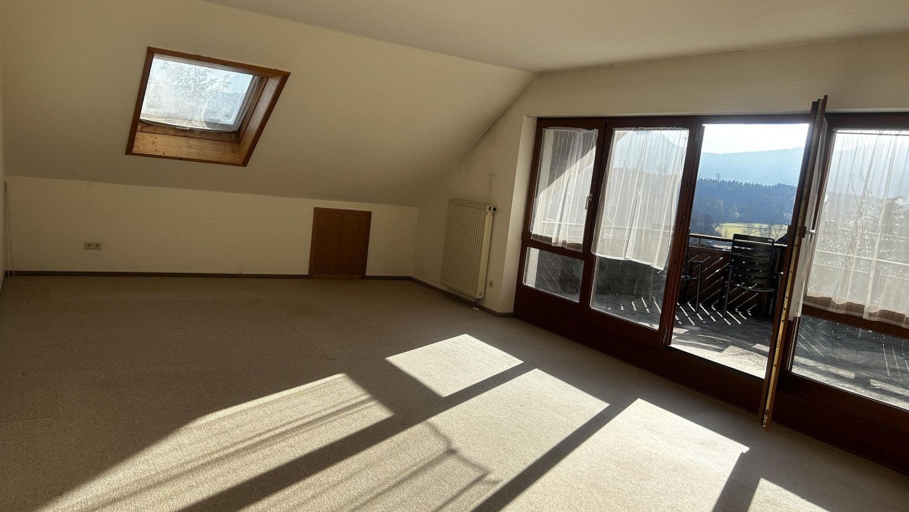 Prodej domu 305 m², pozemek 931 m², Balingen, Bádensko-Württembersko Prodej domu 305 m², pozemek 931 m², Balingen, Bádensko-Württembersko
