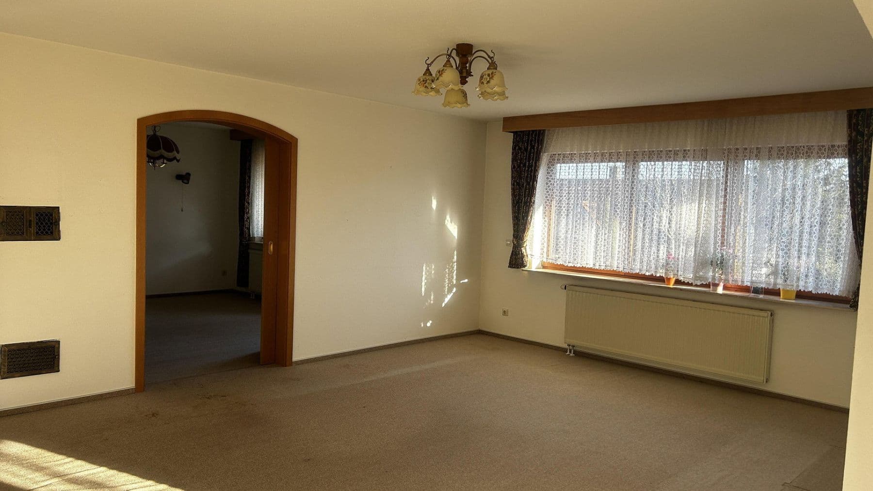 Prodej domu 305 m², pozemek 931 m², Balingen, Bádensko-Württembersko Prodej domu 305 m², pozemek 931 m², Balingen, Bádensko-Württembersko