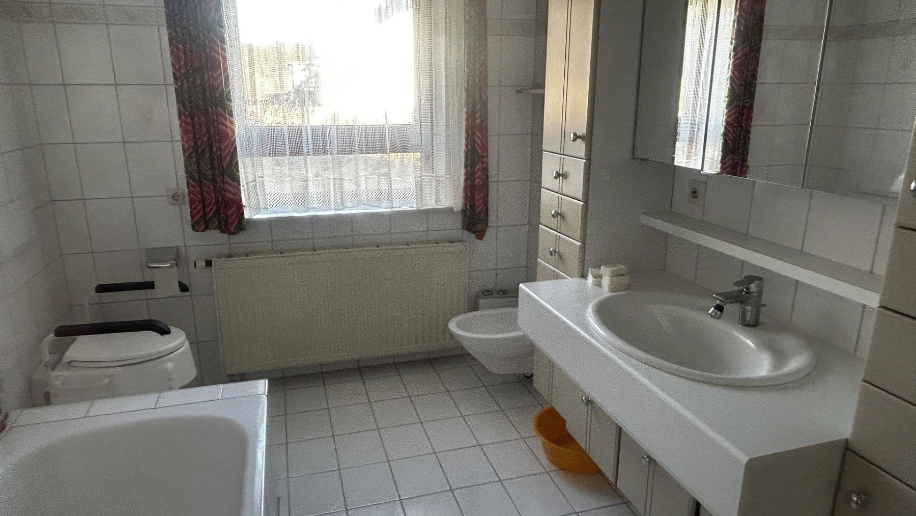 Prodej domu 305 m², pozemek 931 m², Balingen, Bádensko-Württembersko Prodej domu 305 m², pozemek 931 m², Balingen, Bádensko-Württembersko