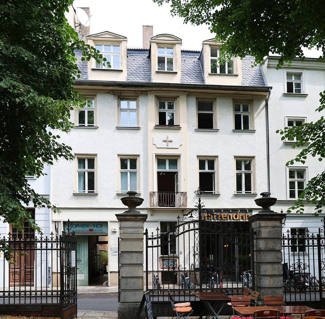 Prodej domu 1.793 m², pozemek 926 m², Berlin, Berlín Prodej domu 1.793 m², pozemek 926 m², Berlin, Berlín