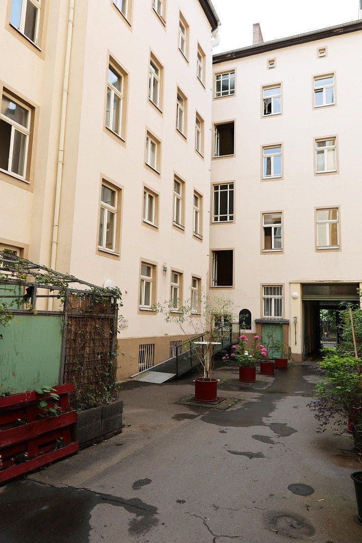 Prodej domu 1.793 m², pozemek 926 m², Berlin, Berlín Prodej domu 1.793 m², pozemek 926 m², Berlin, Berlín