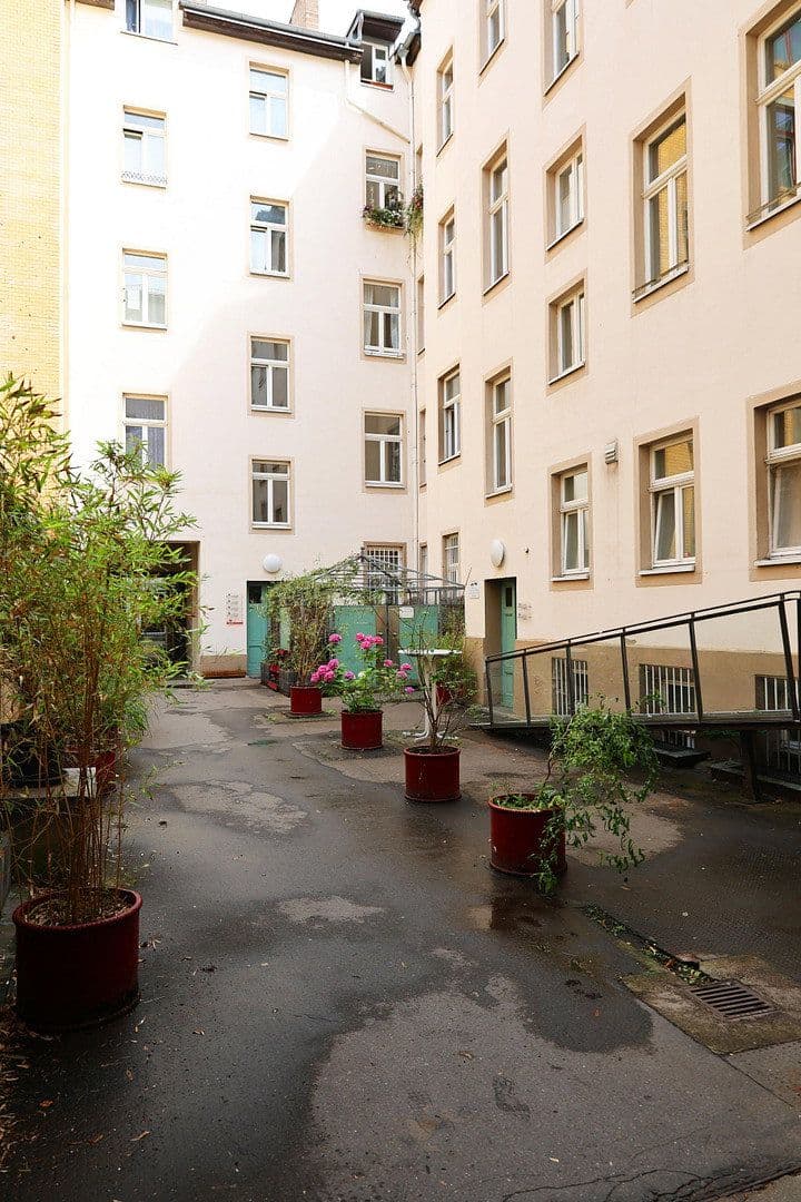 Prodej domu 1.793 m², pozemek 926 m², Berlin, Berlín Prodej domu 1.793 m², pozemek 926 m², Berlin, Berlín