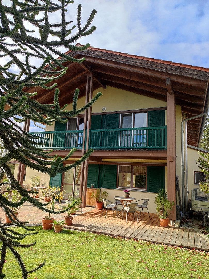 Prodej domu 232 m², pozemek 1.286 m², Tittmoning, Bavorsko Prodej domu 232 m², pozemek 1.286 m², Tittmoning, Bavorsko