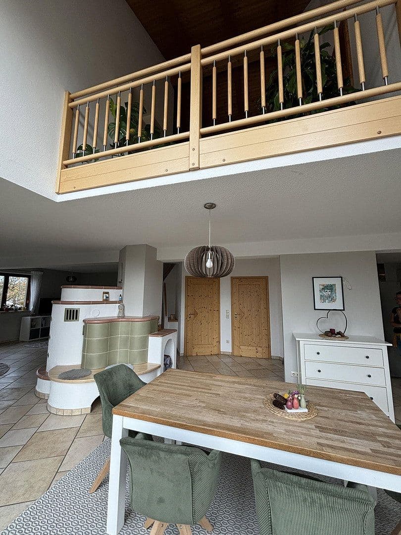 Prodej domu 232 m², pozemek 1.286 m², Tittmoning, Bavorsko Prodej domu 232 m², pozemek 1.286 m², Tittmoning, Bavorsko