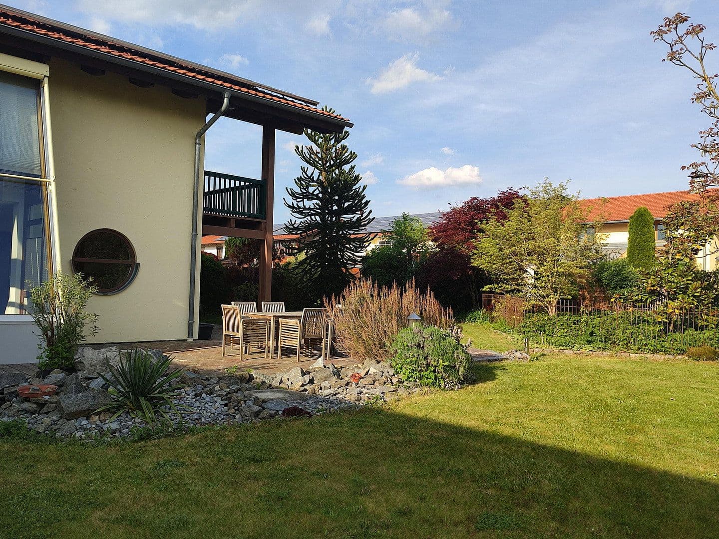 Prodej domu 232 m², pozemek 1.286 m², Tittmoning, Bavorsko Prodej domu 232 m², pozemek 1.286 m², Tittmoning, Bavorsko