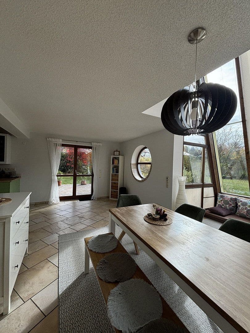 Prodej domu 232 m², pozemek 1.286 m², Tittmoning, Bavorsko Prodej domu 232 m², pozemek 1.286 m², Tittmoning, Bavorsko