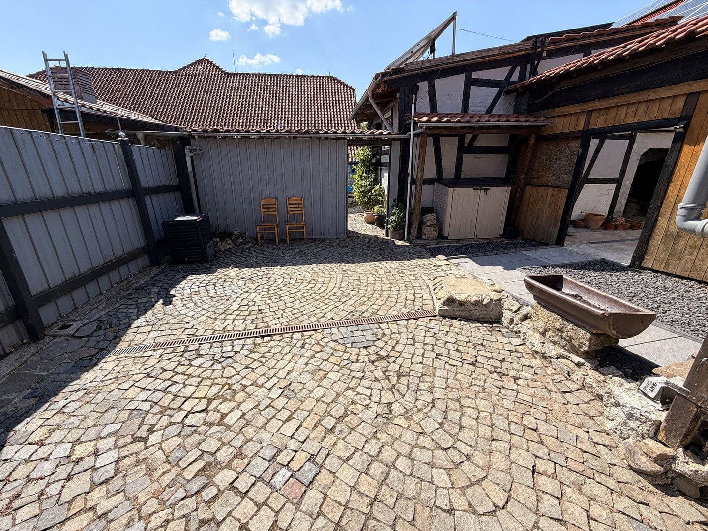 Prodej domu 202 m², pozemek 450 m², Auetalstraße 39, Kalefeld, Dolní Sasko Prodej domu 202 m², pozemek 450 m², Auetalstraße 39, Kalefeld, Dolní Sasko
