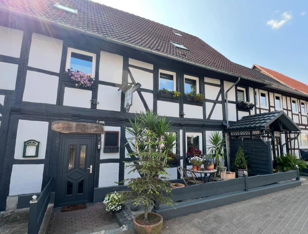 Prodej domu 202 m², pozemek 450 m², Auetalstraße 39, Kalefeld, Dolní Sasko Prodej domu 202 m², pozemek 450 m², Auetalstraße 39, Kalefeld, Dolní Sasko