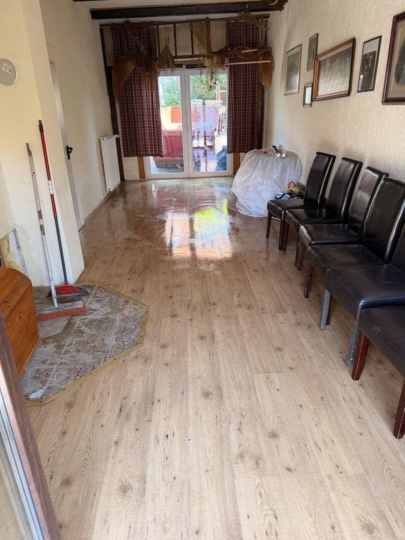 Prodej domu 202 m², pozemek 450 m², Auetalstraße 39, Kalefeld, Dolní Sasko Prodej domu 202 m², pozemek 450 m², Auetalstraße 39, Kalefeld, Dolní Sasko