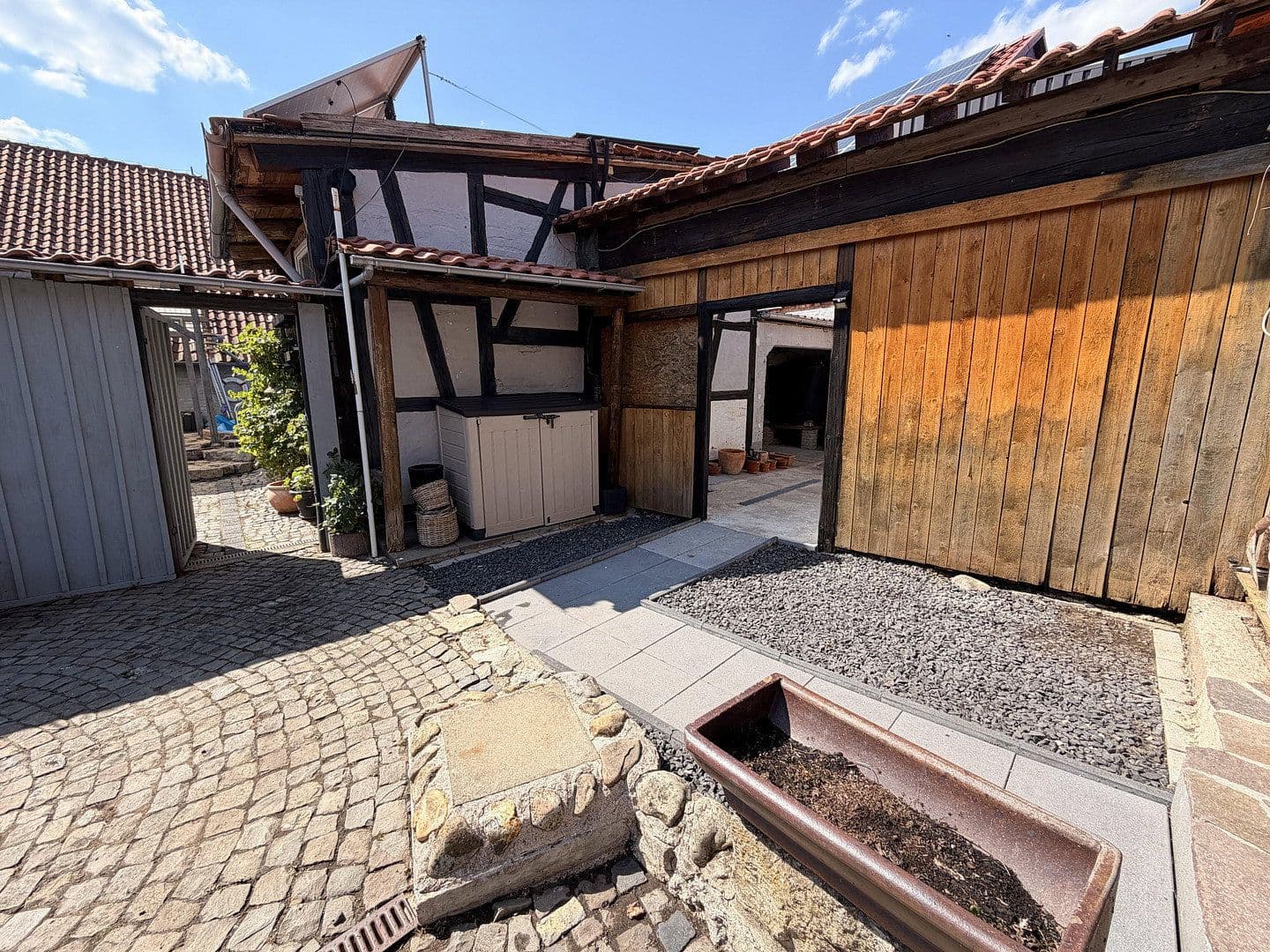 Prodej domu 202 m², pozemek 450 m², Auetalstraße 39, Kalefeld, Dolní Sasko Prodej domu 202 m², pozemek 450 m², Auetalstraße 39, Kalefeld, Dolní Sasko