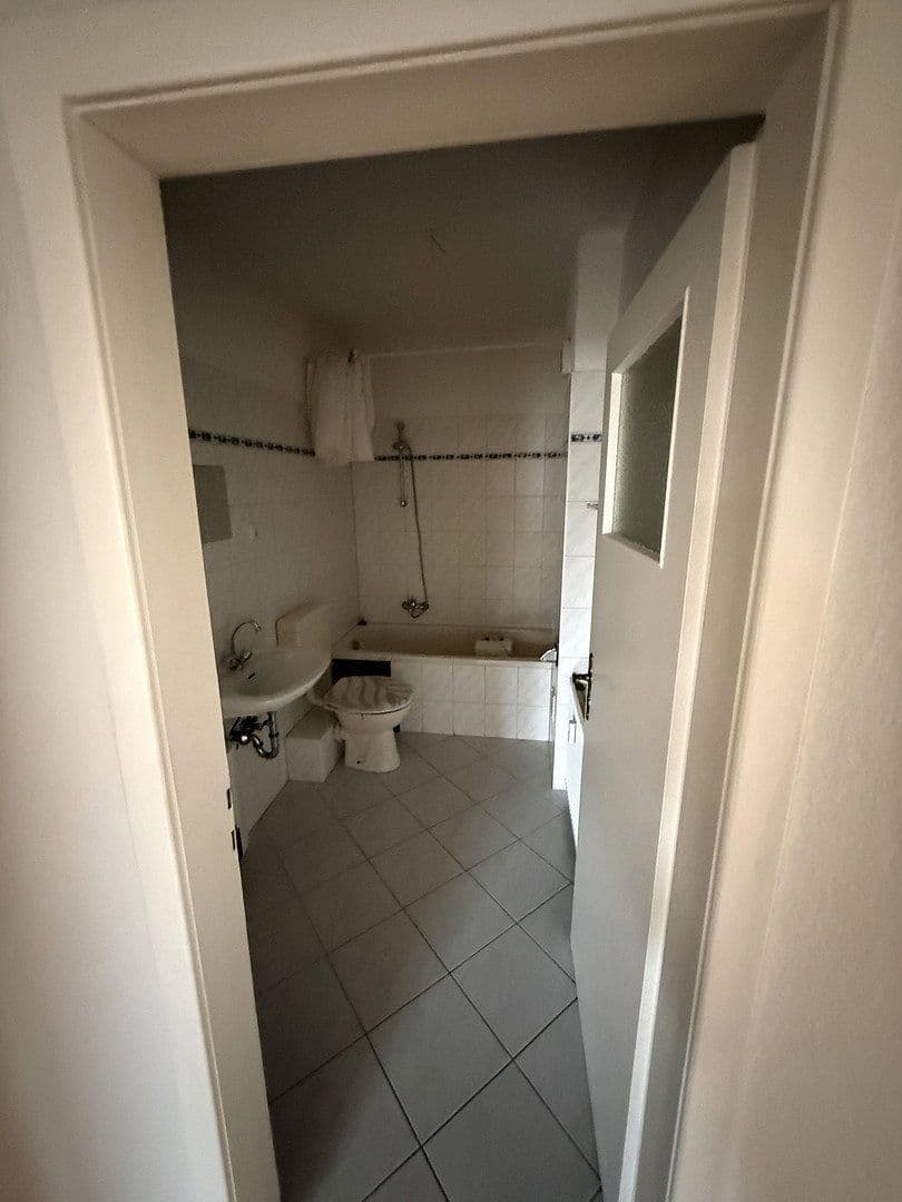 Pronájem bytu 2+1 60 m², Nordstraße 134, Remscheid, Severní Porýní-Vestfálsko Pronájem bytu 2+1 60 m², Nordstraße 134, Remscheid, Severní Porýní-Vestfálsko