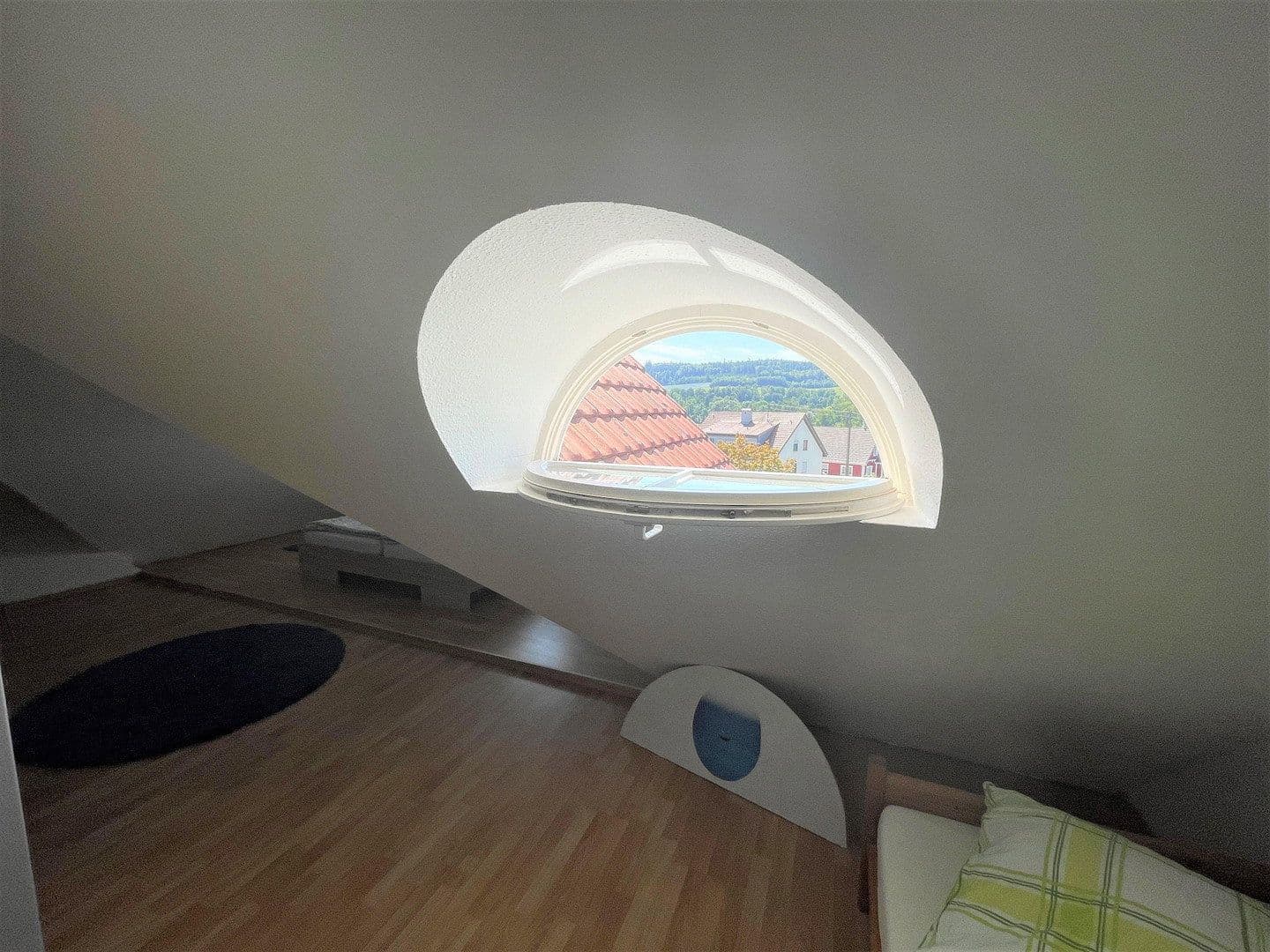 Pronájem bytu 1+kk 24 m², Aachstraße 18D, Uhldingen-Mühlhofen, Bádensko-Württembersko Pronájem bytu 1+kk 24 m², Aachstraße 18D, Uhldingen-Mühlhofen, Bádensko-Württembersko