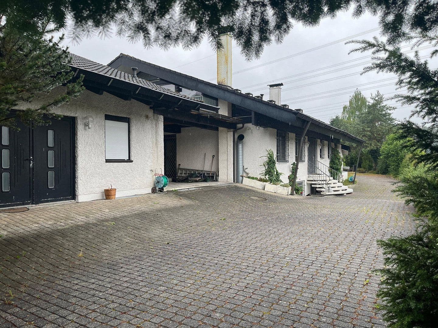 Prodej domu 591 m², pozemek 4.760 m², Möhrendorf, Bavorsko Prodej domu 591 m², pozemek 4.760 m², Möhrendorf, Bavorsko