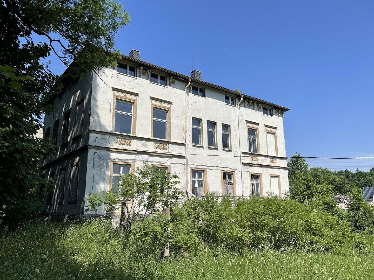 Prodej domu 604 m², pozemek 3.575 m², Alte Auerbachstraße 13, Schönheide, Sasko Prodej domu 604 m², pozemek 3.575 m², Alte Auerbachstraße 13, Schönheide, Sasko