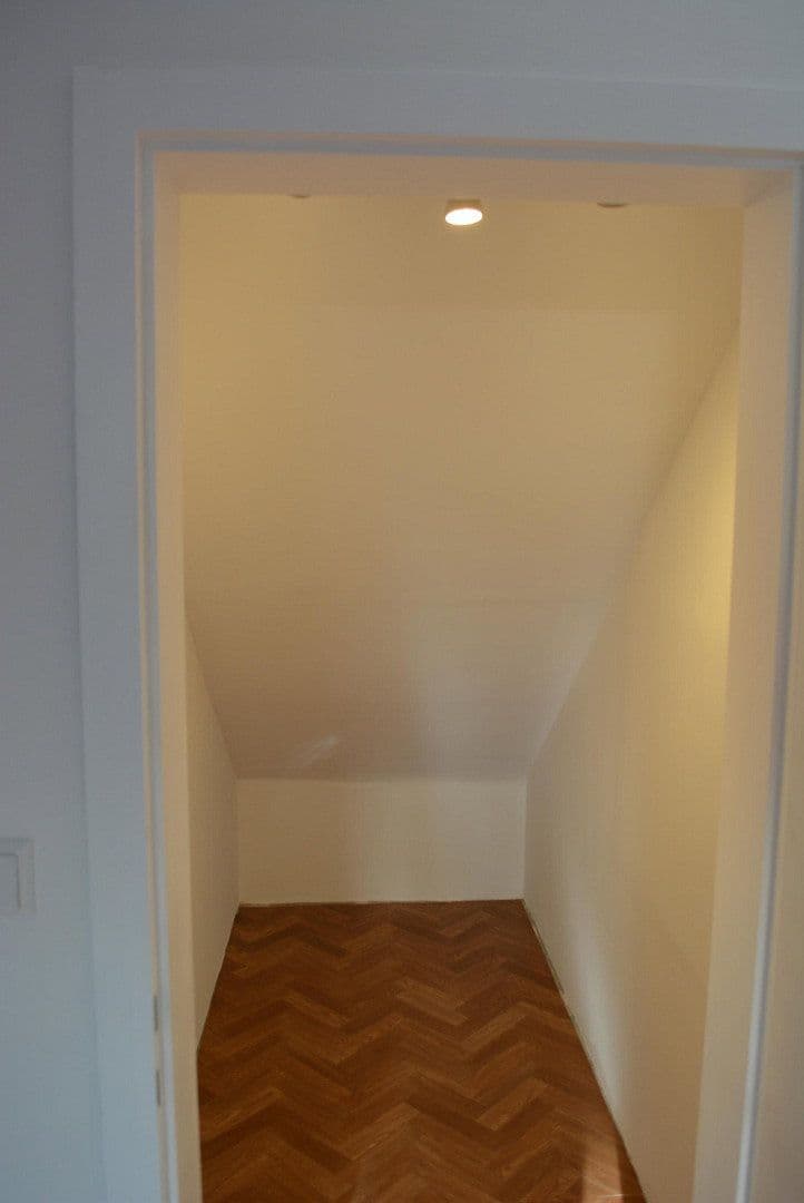 Pronájem bytu 1+1 41 m², Mozartweg 3, Filderstadt, Bádensko-Württembersko Pronájem bytu 1+1 41 m², Mozartweg 3, Filderstadt, Bádensko-Württembersko