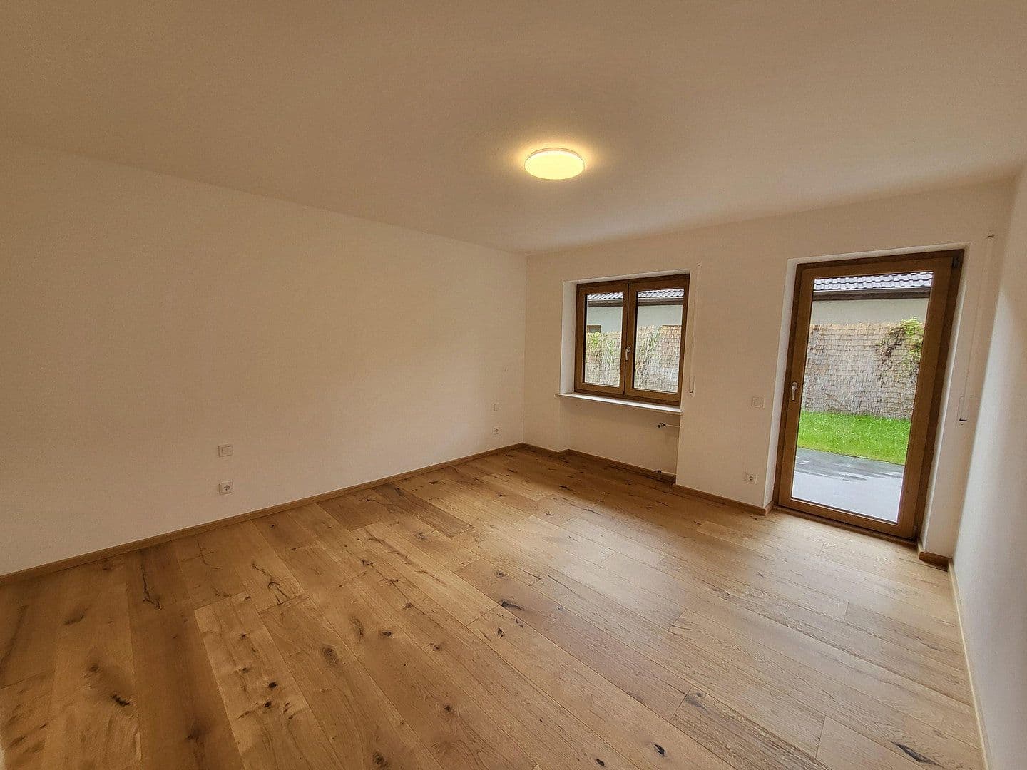 Prodej domu 160 m², pozemek 244 m², Am Anger 10a, Babensham, Bavorsko Prodej domu 160 m², pozemek 244 m², Am Anger 10a, Babensham, Bavorsko