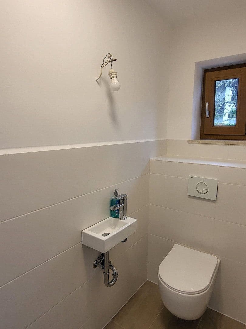 Prodej domu 160 m², pozemek 244 m², Am Anger 10a, Babensham, Bavorsko Prodej domu 160 m², pozemek 244 m², Am Anger 10a, Babensham, Bavorsko