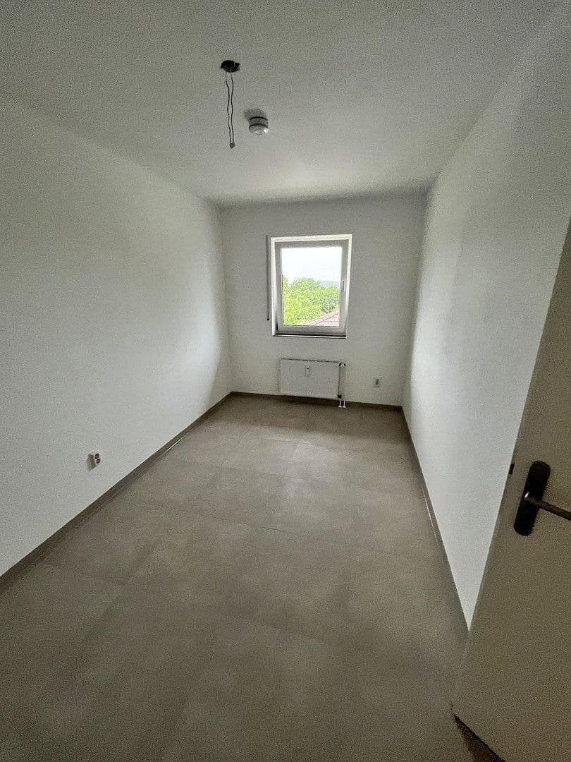 Pronájem bytu 3+1 62 m², Weegener Str. 36, Lohmar, Severní Porýní-Vestfálsko Pronájem bytu 3+1 62 m², Weegener Str. 36, Lohmar, Severní Porýní-Vestfálsko