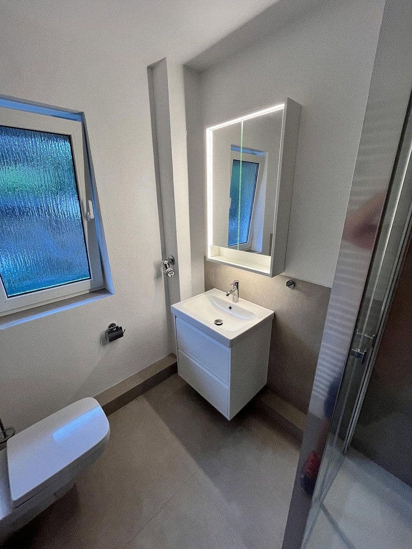 Pronájem bytu 3+1 62 m², Weegener Str. 36, Lohmar, Severní Porýní-Vestfálsko Pronájem bytu 3+1 62 m², Weegener Str. 36, Lohmar, Severní Porýní-Vestfálsko