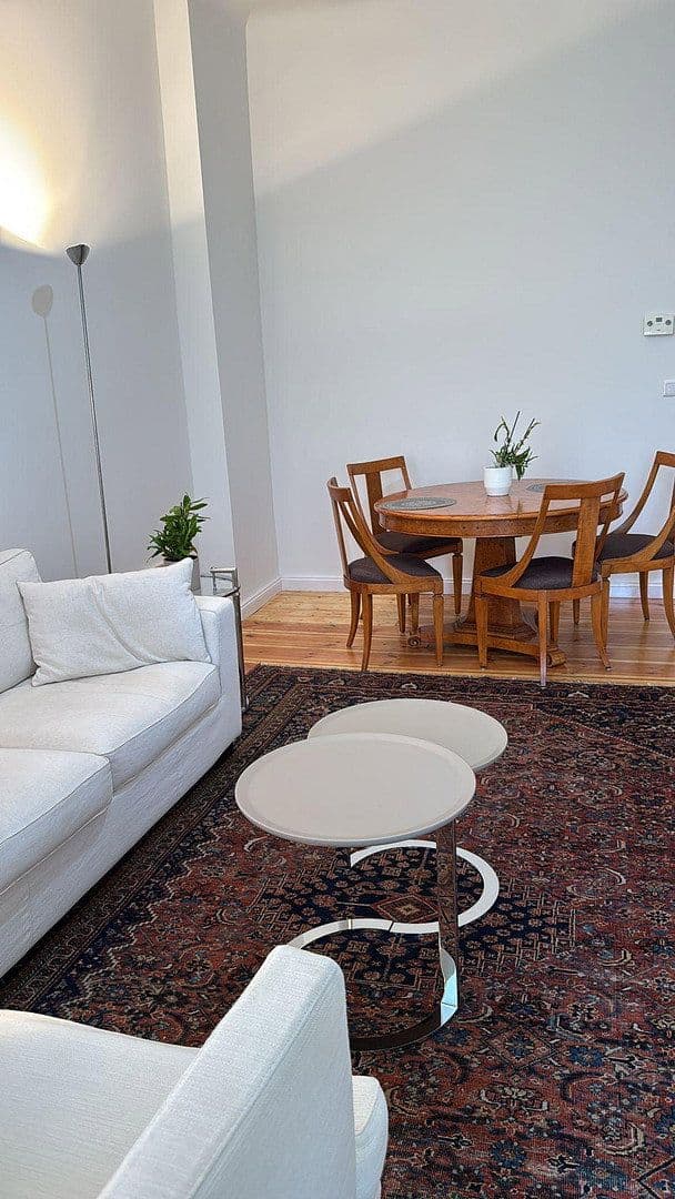 Pronájem bytu 2+1 64 m², Berlin, Berlín Pronájem bytu 2+1 64 m², Berlin, Berlín
