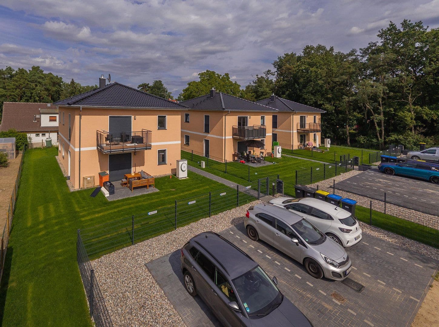 Pronájem bytu 3+kk 98 m², Am Kiefernwald 5 B, Groß Kreutz (Havel), Braniborsko Pronájem bytu 3+kk 98 m², Am Kiefernwald 5 B, Groß Kreutz (Havel), Braniborsko