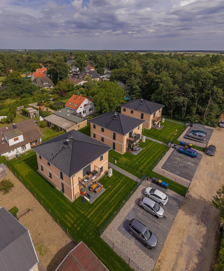 Pronájem bytu 3+kk 98 m², Am Kiefernwald 5 B, Groß Kreutz (Havel), Braniborsko Pronájem bytu 3+kk 98 m², Am Kiefernwald 5 B, Groß Kreutz (Havel), Braniborsko