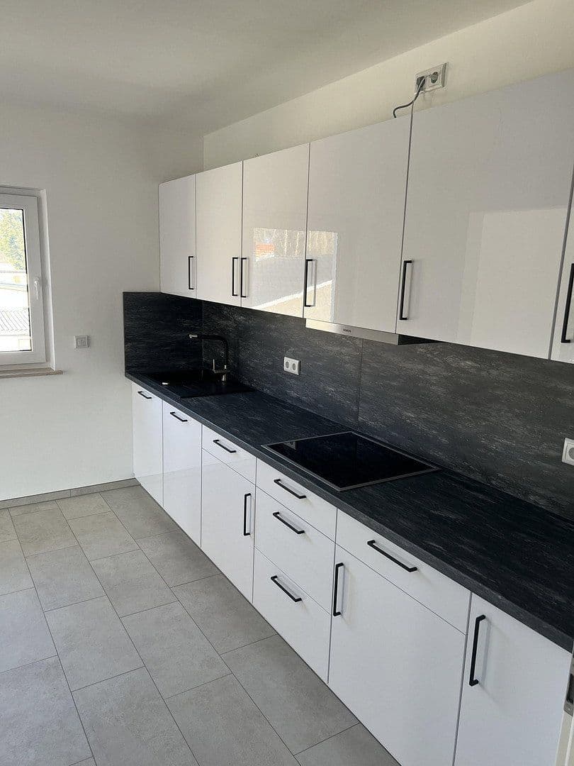 Pronájem bytu 3+kk 98 m², Am Kiefernwald 5 B, Groß Kreutz (Havel), Braniborsko Pronájem bytu 3+kk 98 m², Am Kiefernwald 5 B, Groß Kreutz (Havel), Braniborsko