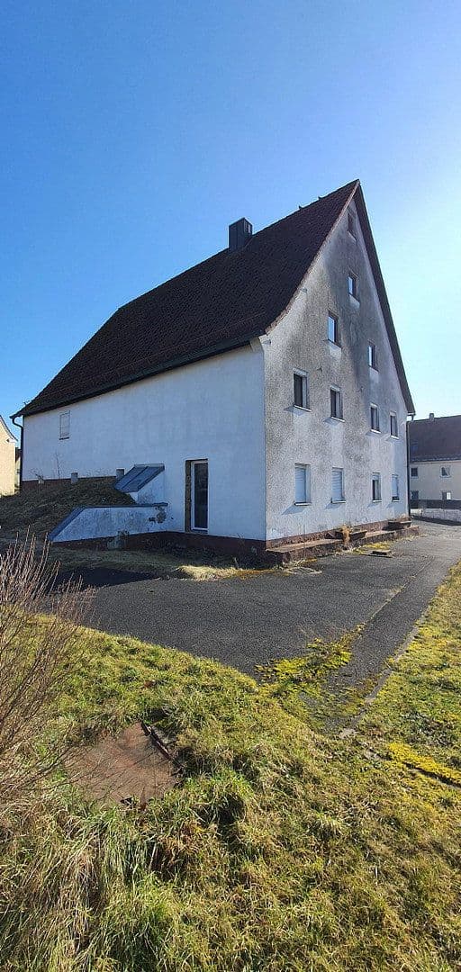 Prodej domu 220 m², pozemek 550 m², Schnaittach, Bavorsko Prodej domu 220 m², pozemek 550 m², Schnaittach, Bavorsko