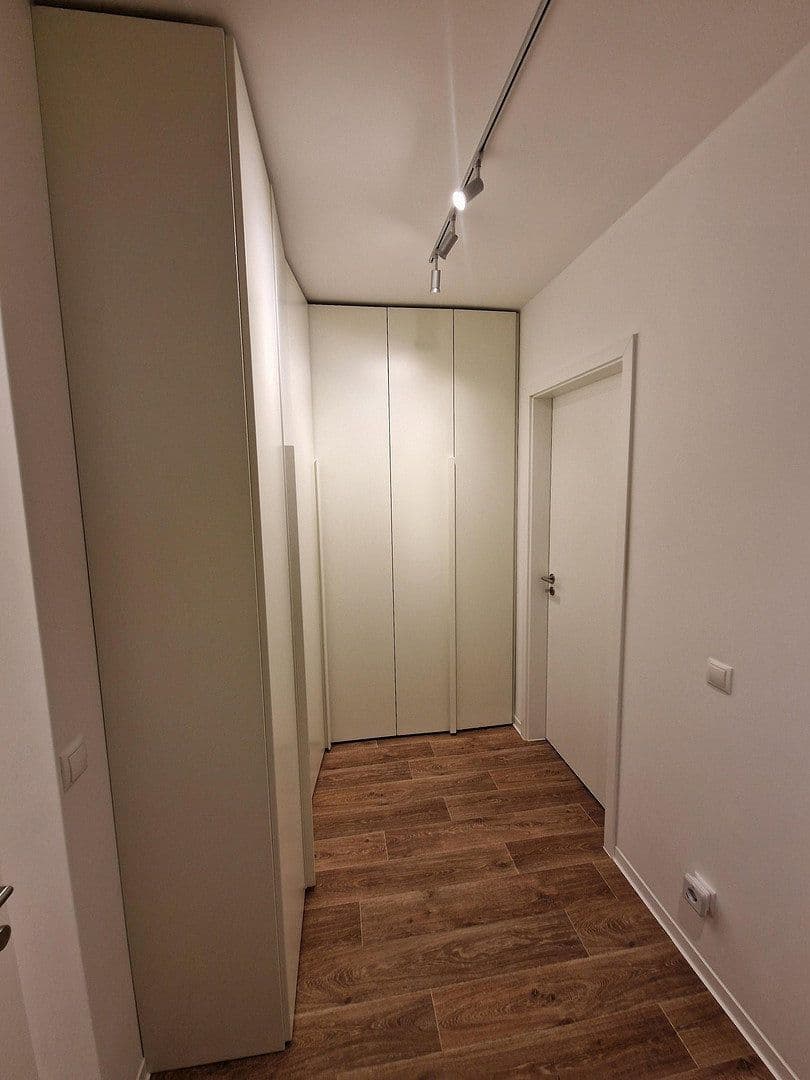 Prodej bytu 2+1 43 m², Erkrather Straße 147, Düsseldorf, Severní Porýní-Vestfálsko Prodej bytu 2+1 43 m², Erkrather Straße 147, Düsseldorf, Severní Porýní-Vestfálsko