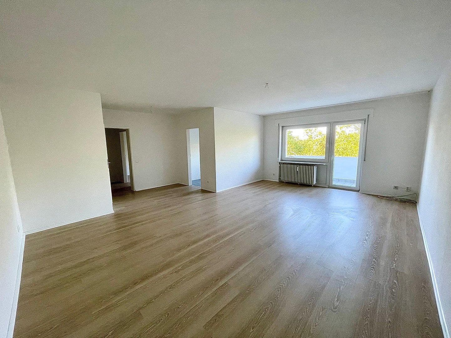 Pronájem bytu 2+1 63 m², Frankfurt am Main, Hessen Pronájem bytu 2+1 63 m², Frankfurt am Main, Hessen