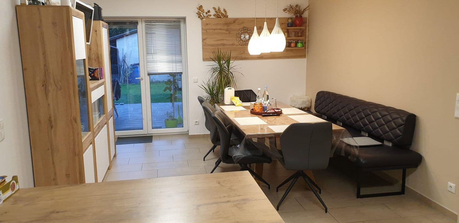 Prodej domu 235 m², pozemek 906 m², Waldkraiburg, Bavorsko Prodej domu 235 m², pozemek 906 m², Waldkraiburg, Bavorsko