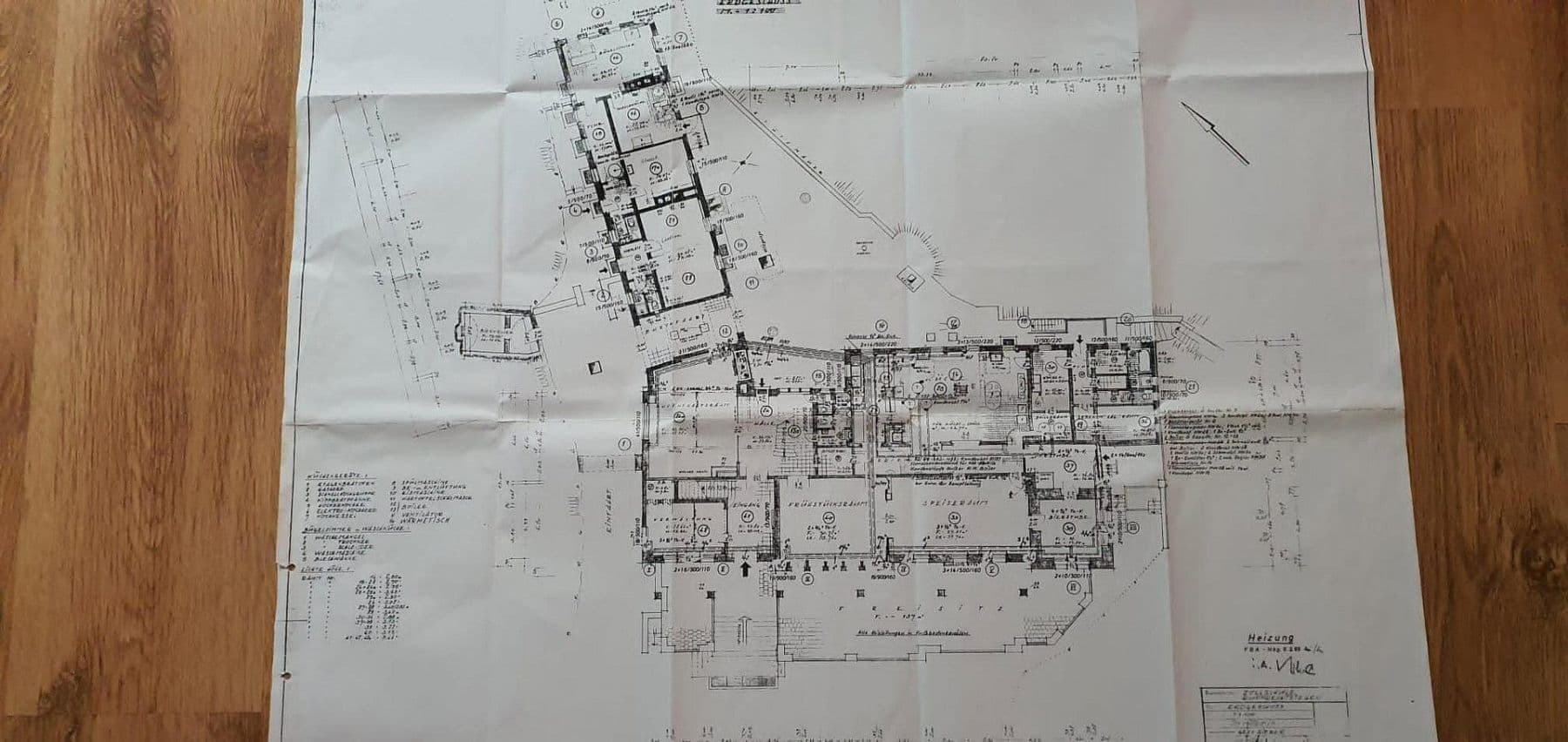Prodej domu 2.500 m², pozemek 33.600 m², Hartenstein, Bavorsko Prodej domu 2.500 m², pozemek 33.600 m², Hartenstein, Bavorsko