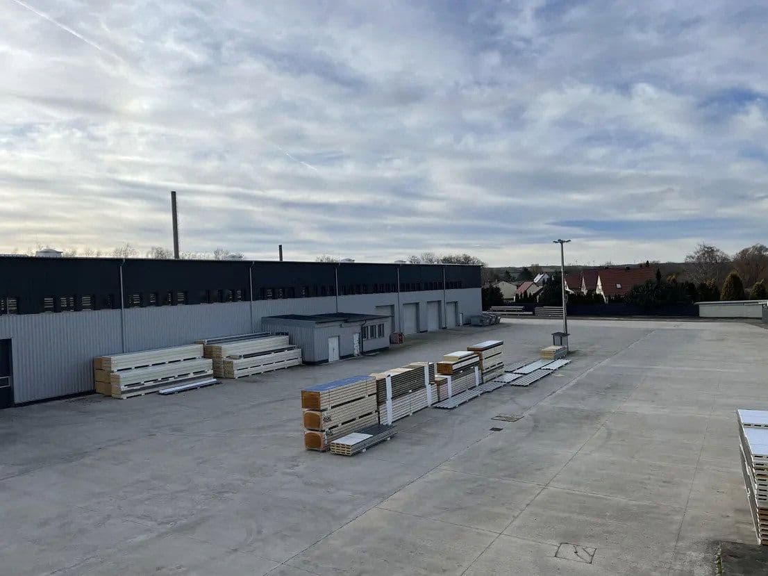 Prodej nebytového prostoru 91.101 m², Wettin-Löbejün, Sasko-Anhaltsko Prodej nebytového prostoru 91.101 m², Wettin-Löbejün, Sasko-Anhaltsko