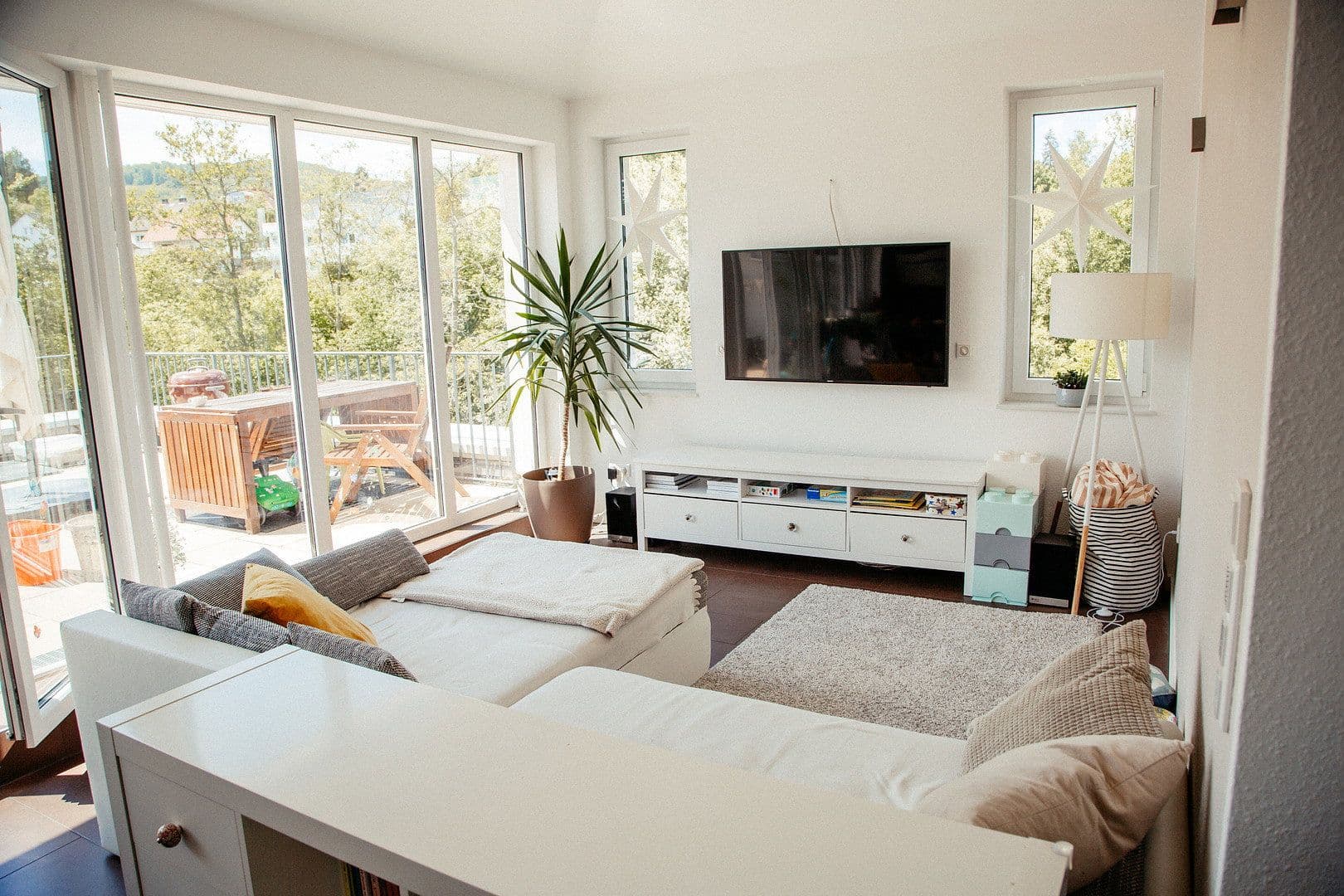 Pronájem bytu 3+1 102 m², Kassel-Harleshausen, Hessen Pronájem bytu 3+1 102 m², Kassel-Harleshausen, Hessen