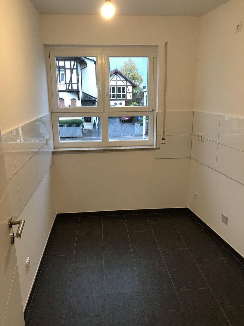 Pronájem bytu 1+1 46 m², Dietigheimer Str. 13, Bad Homburg vor der Höhe, Hessen Pronájem bytu 1+1 46 m², Dietigheimer Str. 13, Bad Homburg vor der Höhe, Hessen