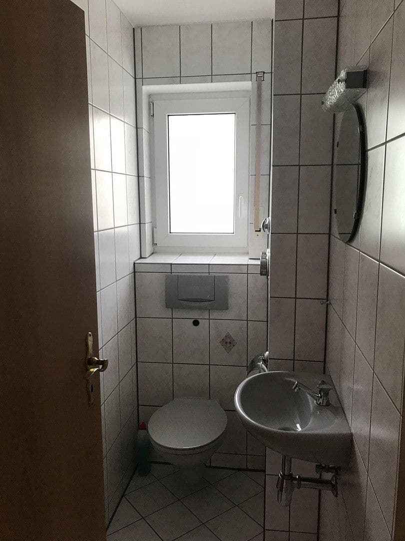Pronájem bytu 3+kk 86 m², Schwäbisch Gmünd, Bádensko-Württembersko Pronájem bytu 3+kk 86 m², Schwäbisch Gmünd, Bádensko-Württembersko