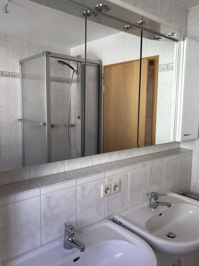 Pronájem bytu 3+kk 86 m², Schwäbisch Gmünd, Bádensko-Württembersko Pronájem bytu 3+kk 86 m², Schwäbisch Gmünd, Bádensko-Württembersko