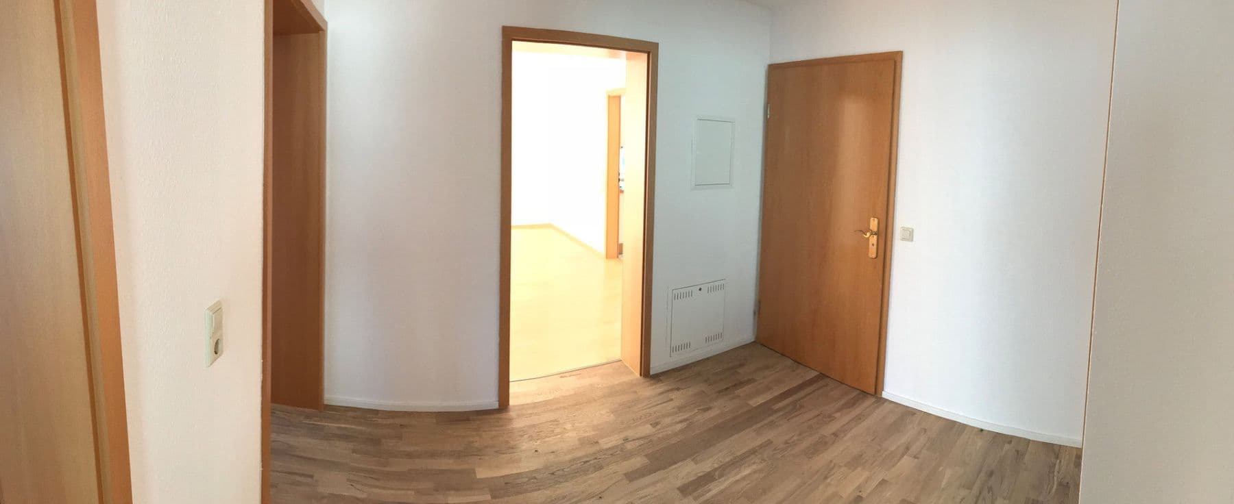 Pronájem bytu 3+kk 86 m², Schwäbisch Gmünd, Bádensko-Württembersko Pronájem bytu 3+kk 86 m², Schwäbisch Gmünd, Bádensko-Württembersko